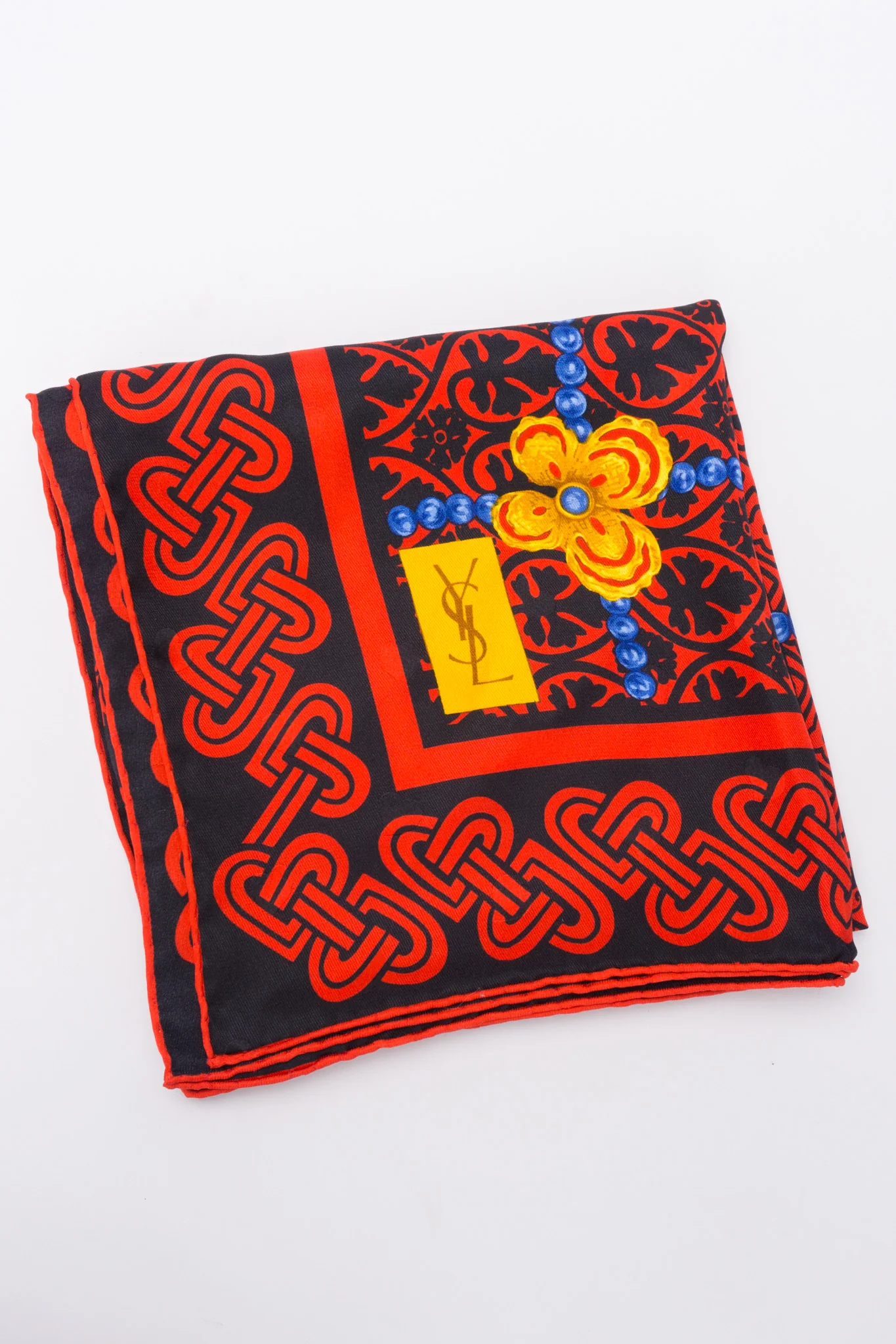 Queen of Hearts Celtic Blossom Bead Silk Scarf - Image 12