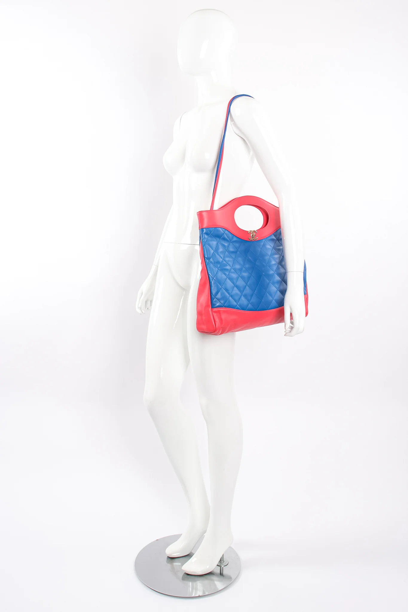 2018 A/W Quilted Colorblock Clutch Tote - Image 22