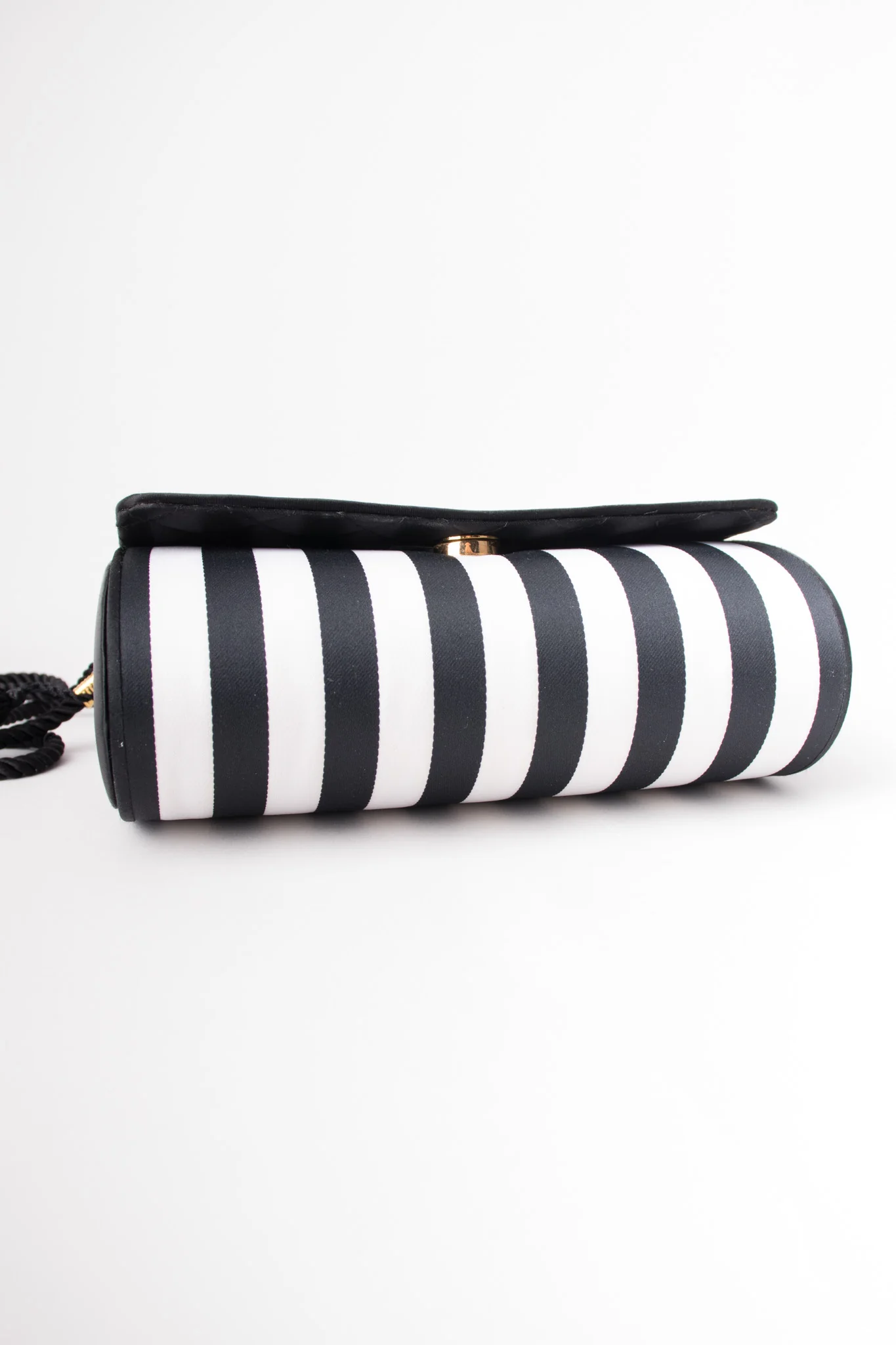 Regency Striped Shoulder Bag - Image 12