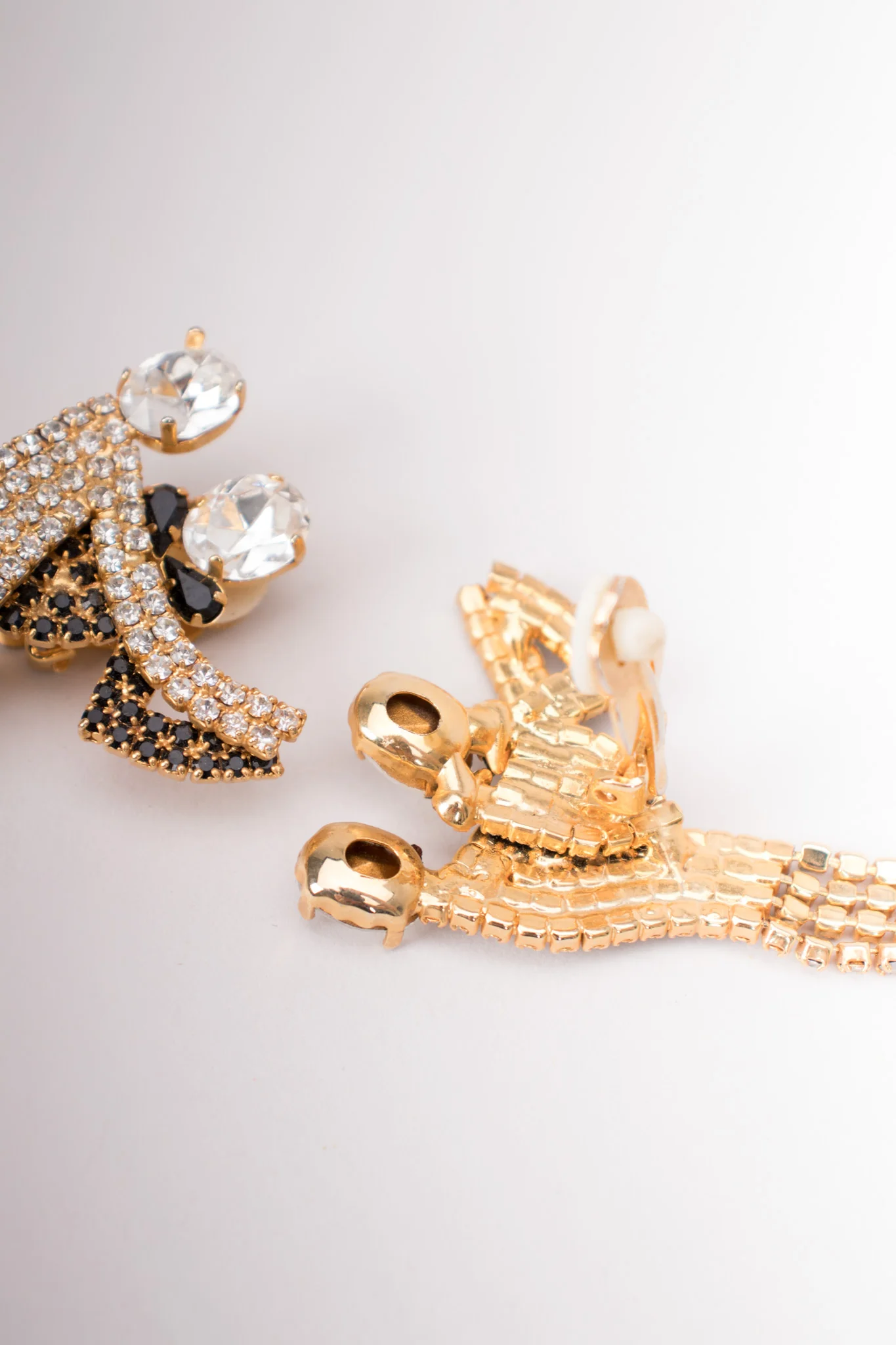 Rhinestone Dancing Couple Earrings - Image 8