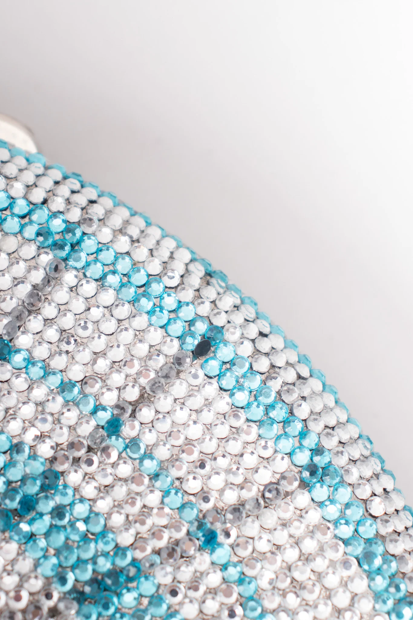 Crystal Fan Clutch - Image 14