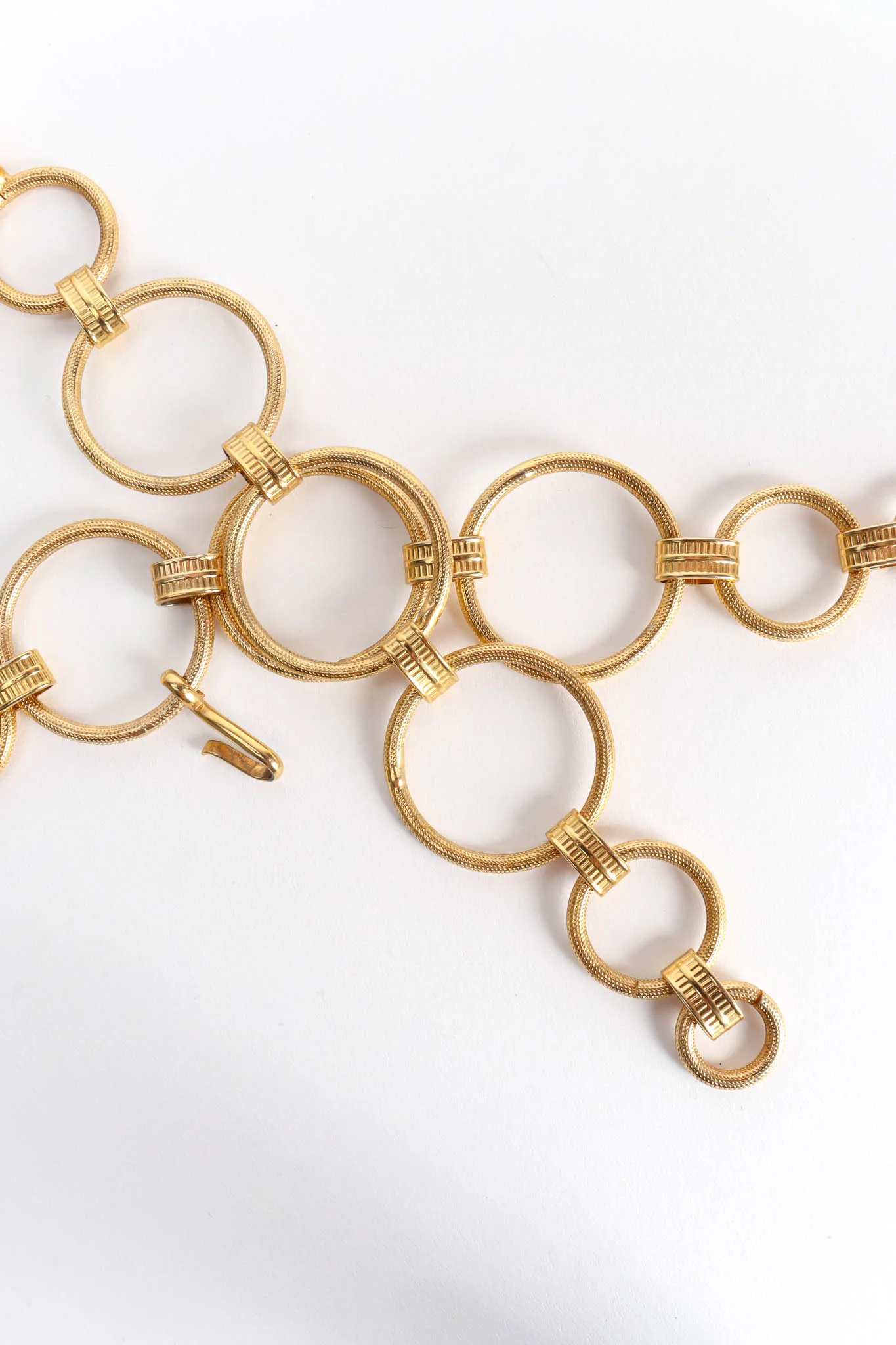 Rhinestone Pearl Ring Link Belt - Image 12