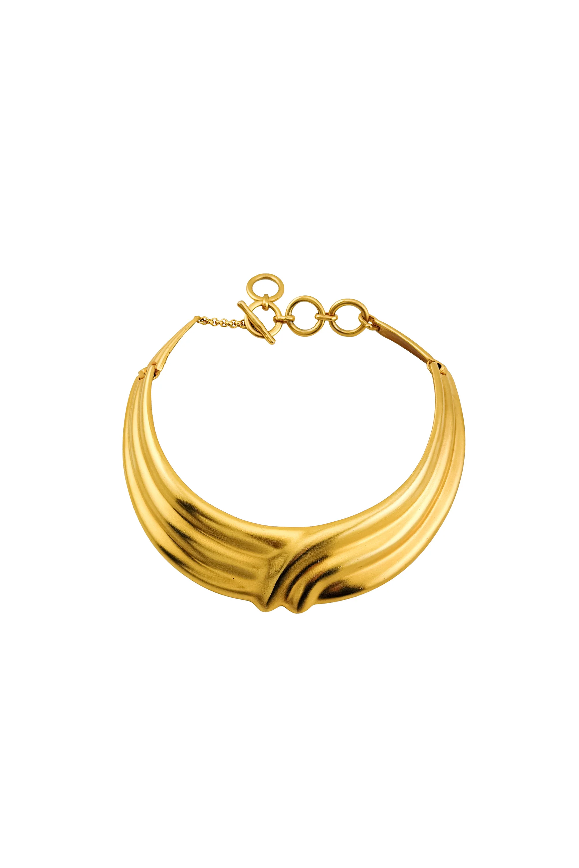 Ribbed Crescent Collar Necklace
