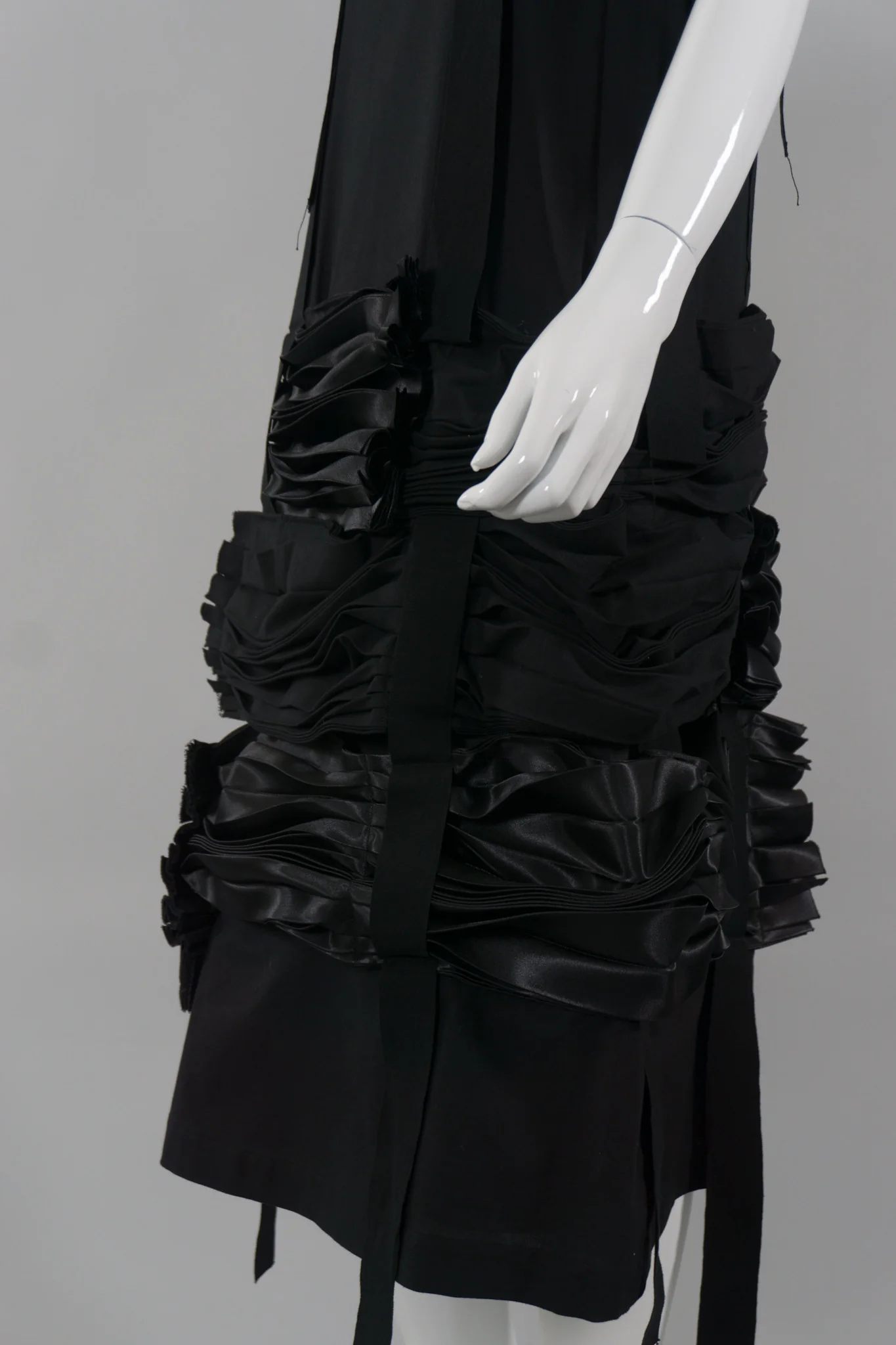 Ribbon Dress - Image 2