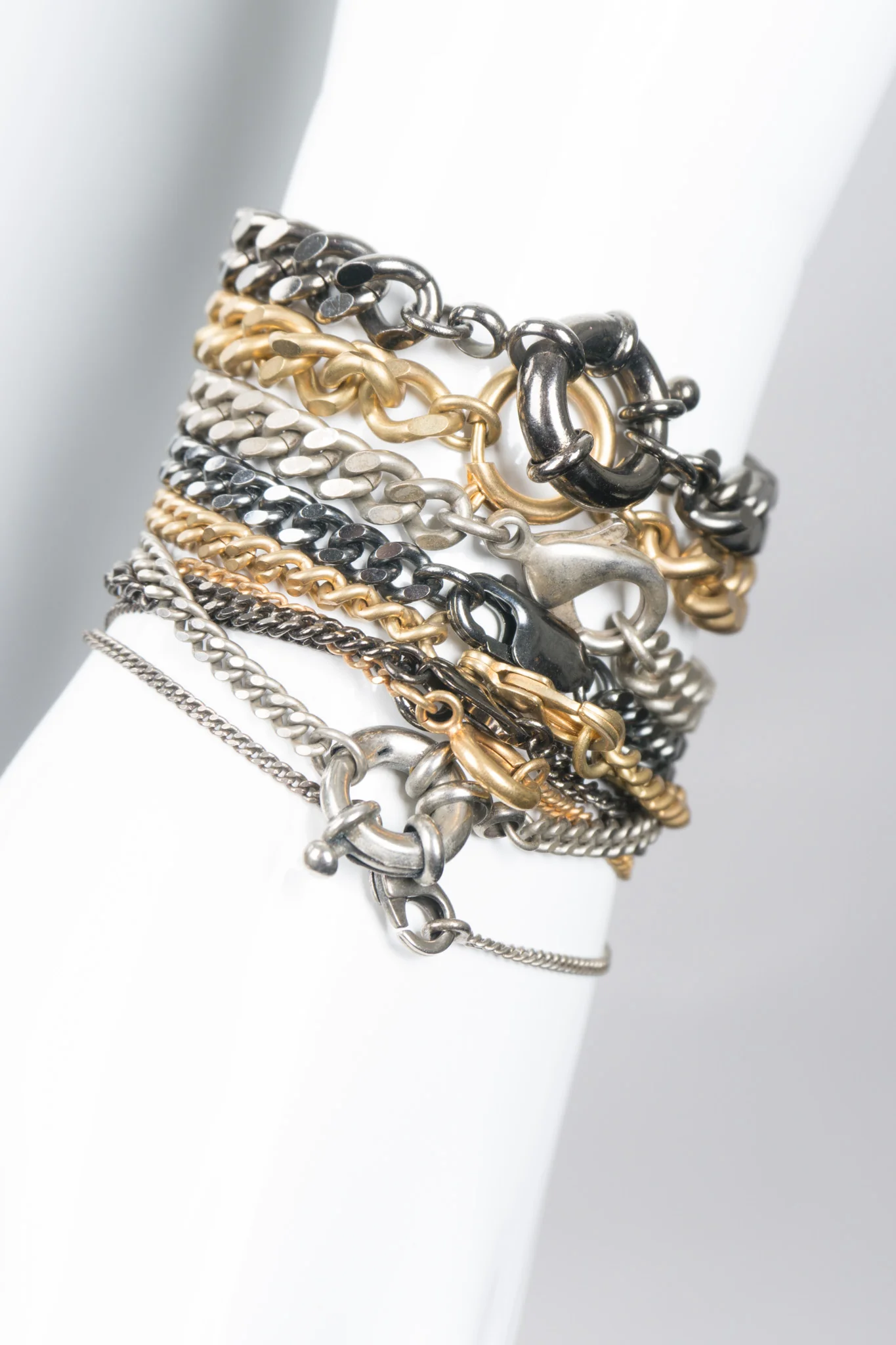 Ring Clasp Multi Chain Cuff Bracelet - Image 8