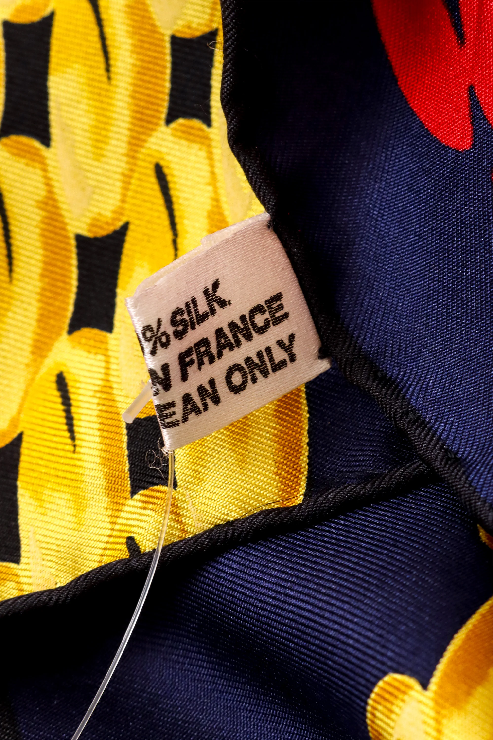 Rings Chainlink Silk Scarf - Image 5