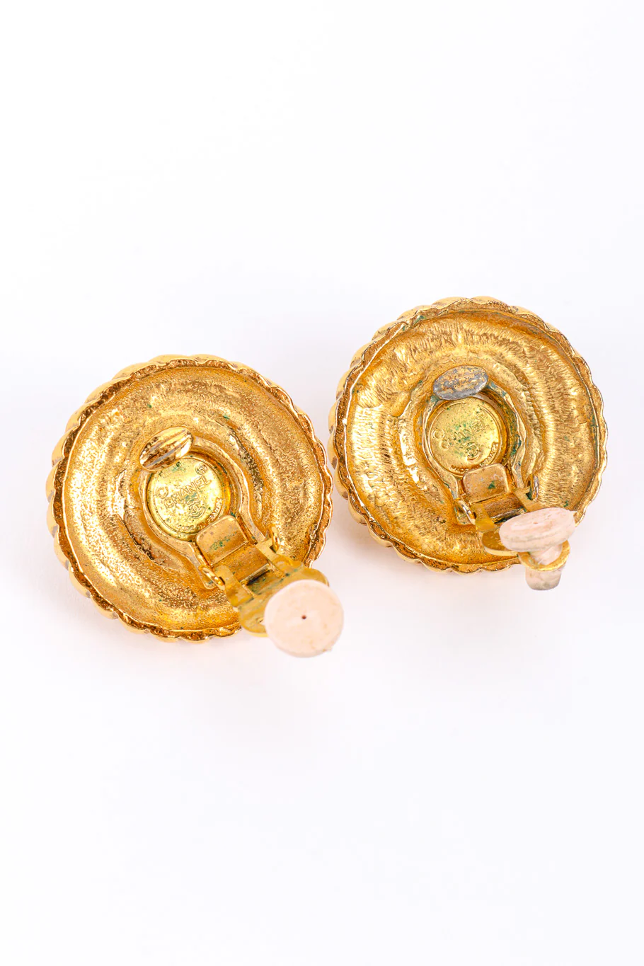 Rope Frame Pearl Earrings - Image 5