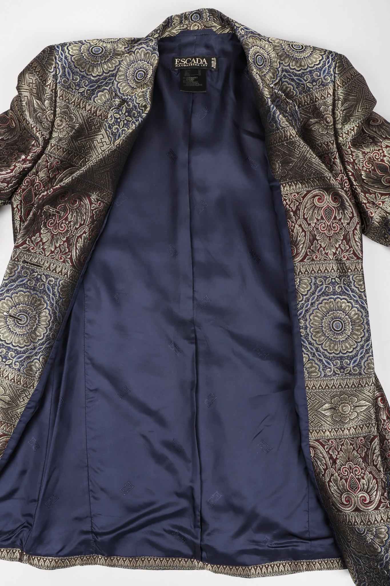 Brocade Suit - Image 19