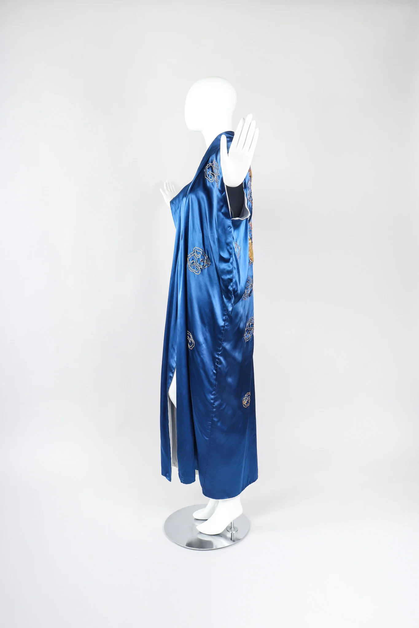Royal Dragon Kimono - Image 3