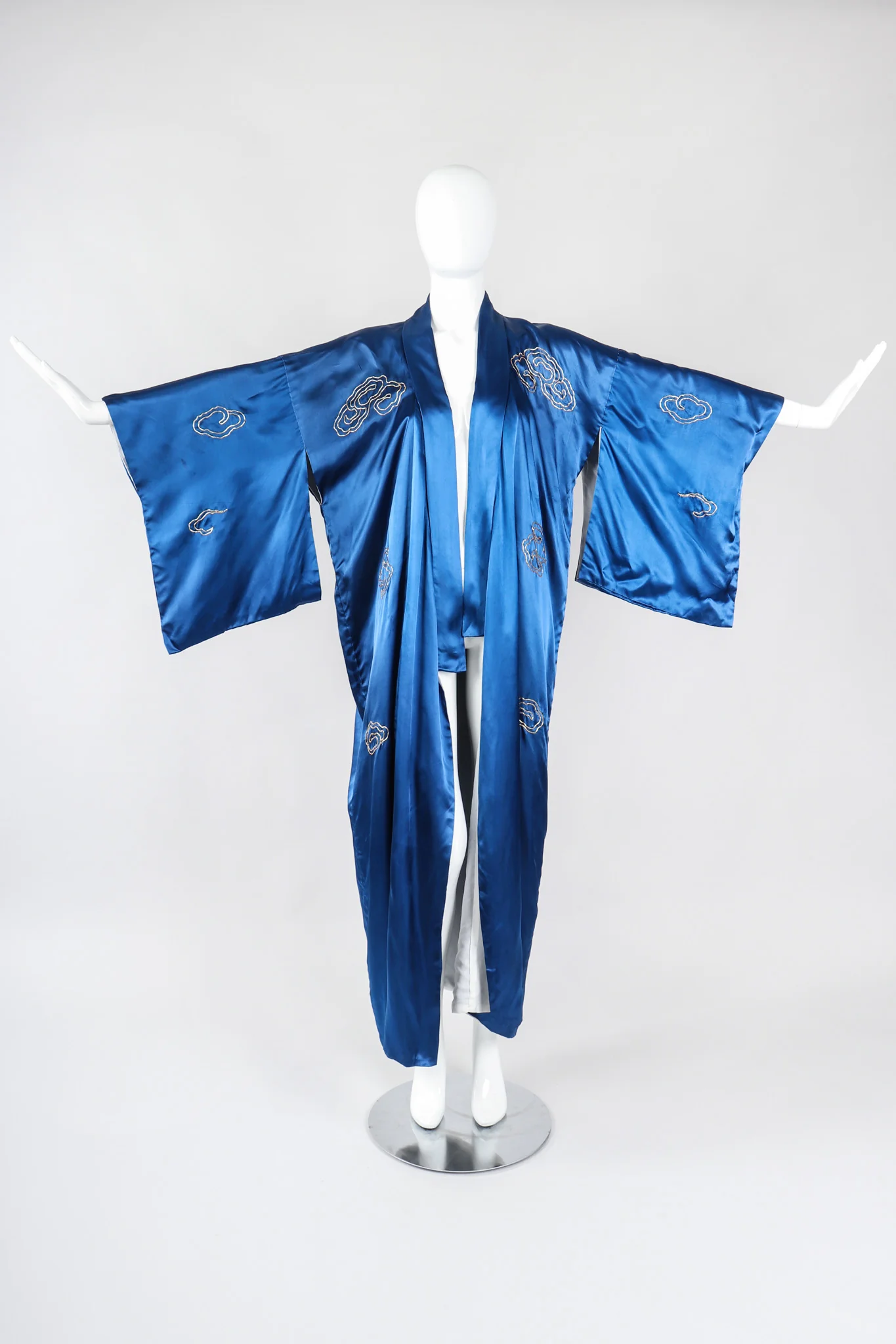 Royal Dragon Kimono - Image 5