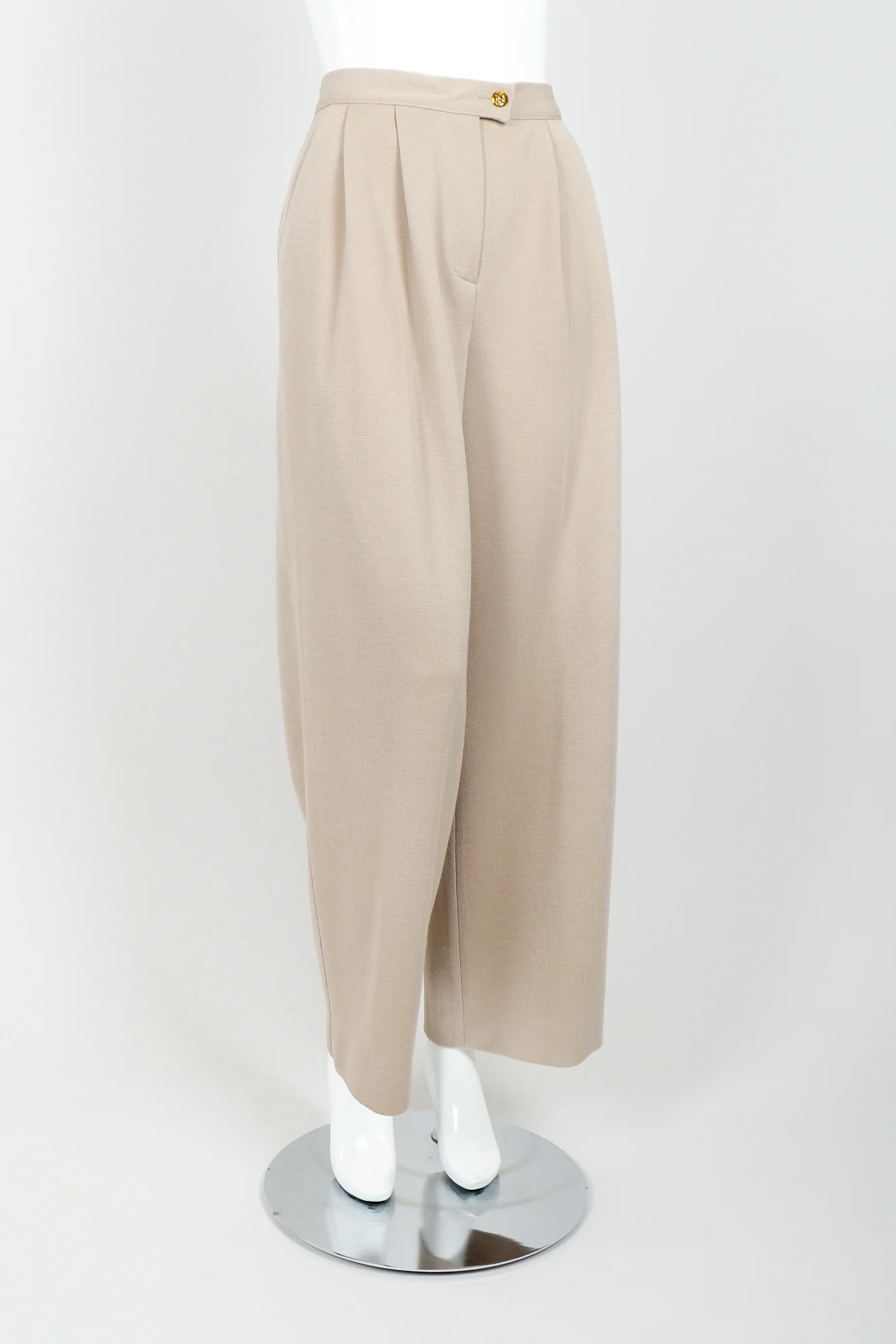 Sand Beige Knit Pleated Pant - Image 4