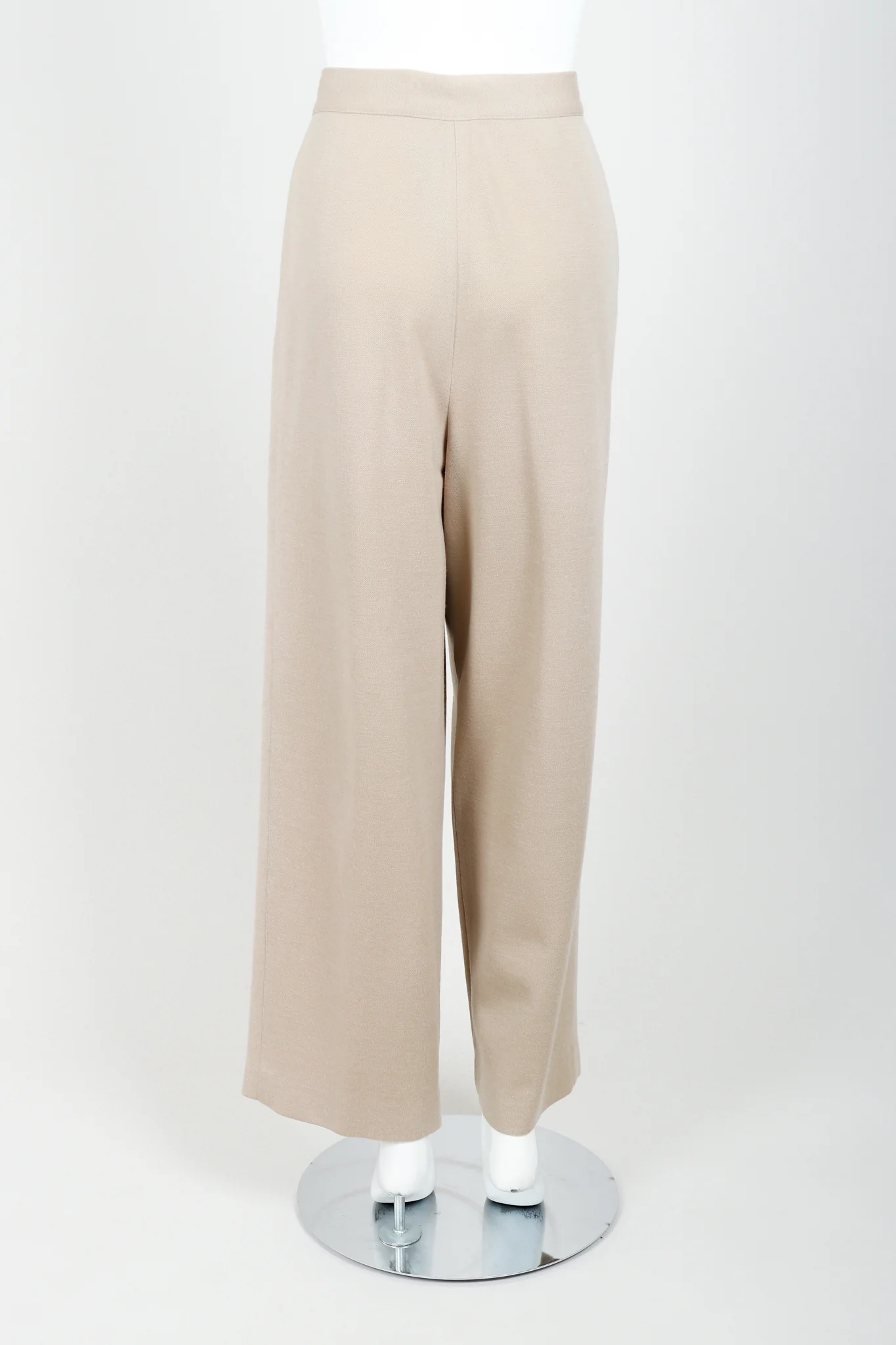 Sand Beige Knit Pleated Pant - Image 6