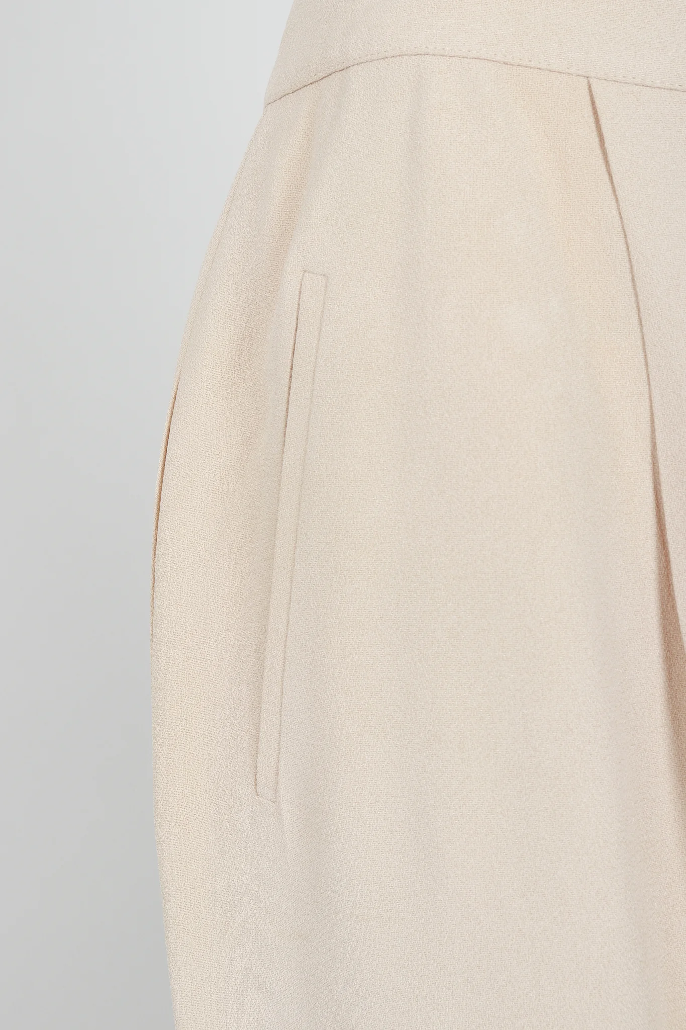 Sand Crepe Belted Jacket & Short Set - Image 14