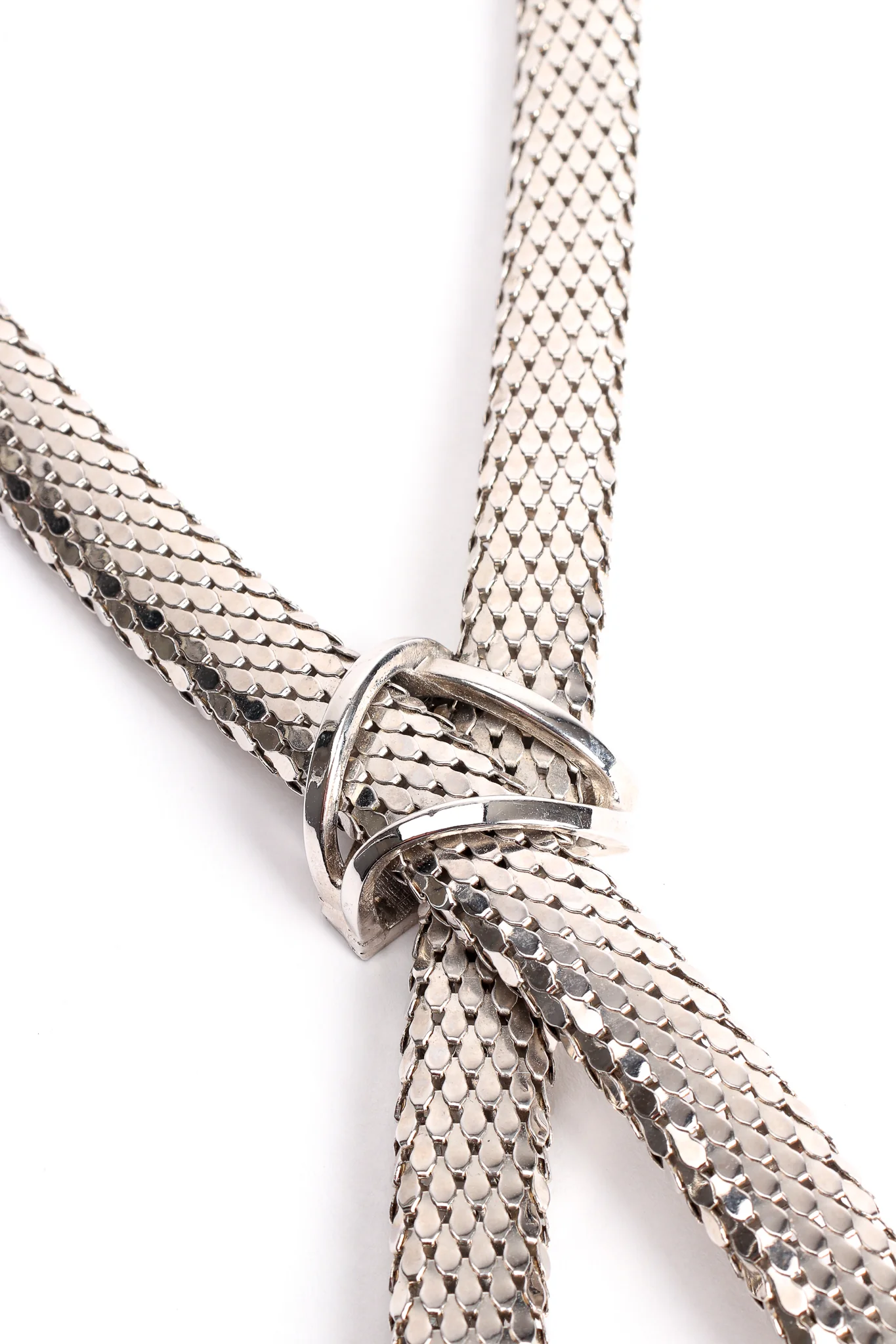 Scale Mesh Lariat Necklace - Image 6