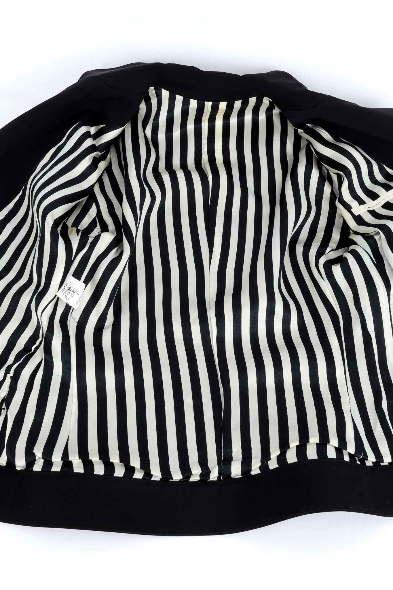 Scallop Pocket Jacket - Image 7