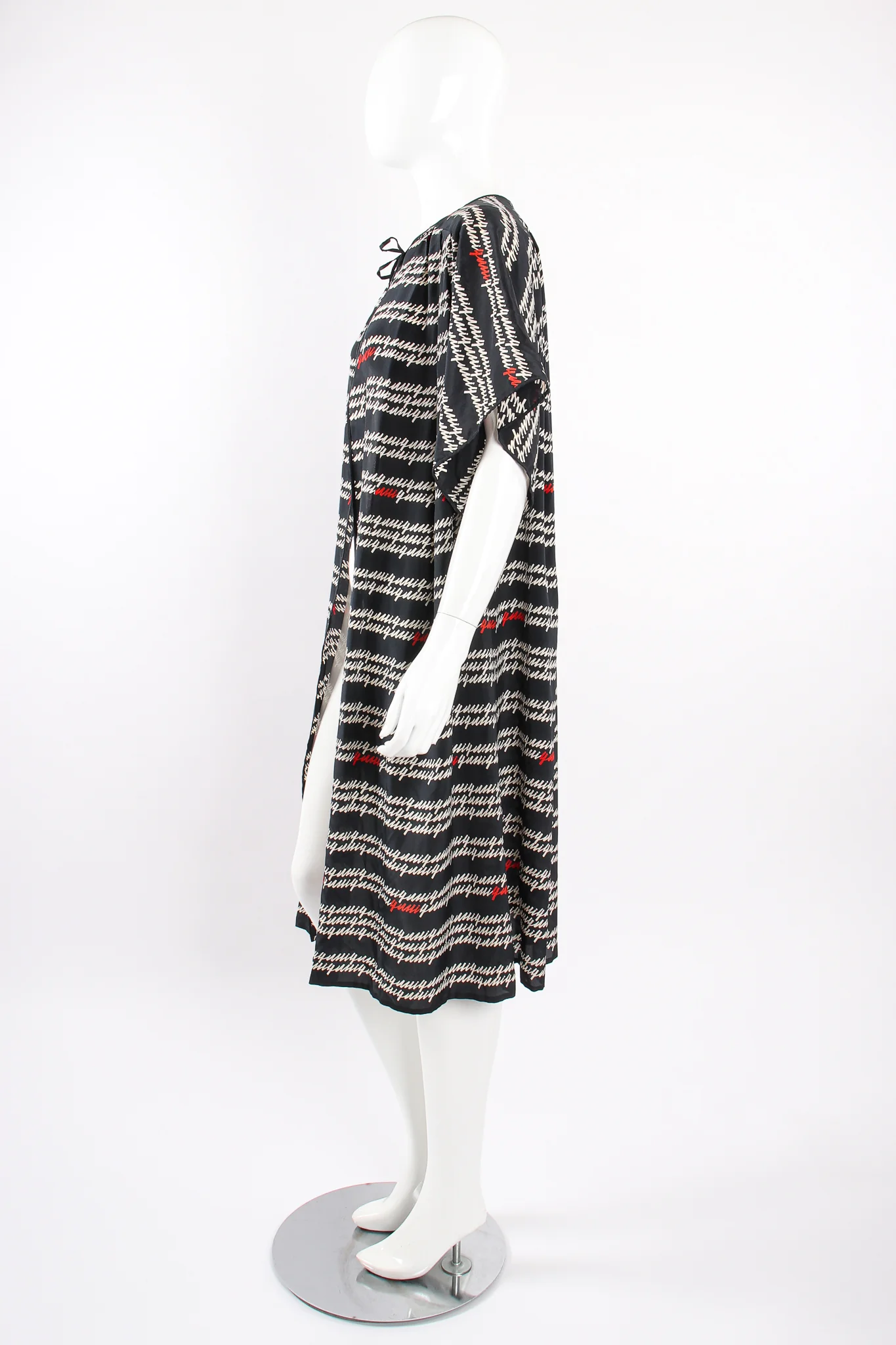 Script Logo Silk Duster - Image 5