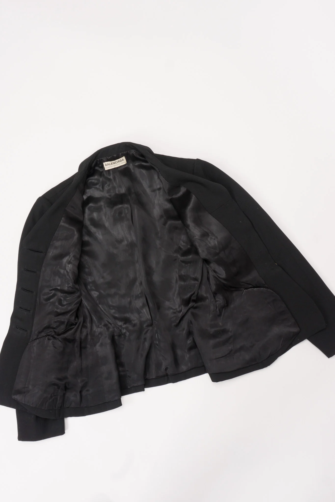 Sculpted Button Jacket - Image 15