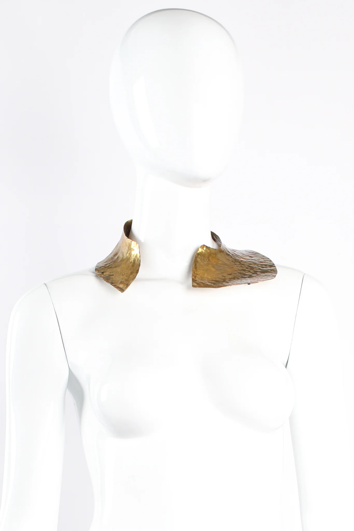 Sculptural Hammered Collar Necklace - Image 4