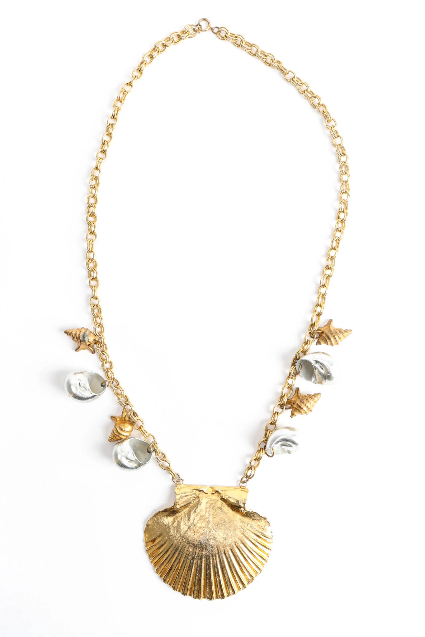 Seahorse Shell Necklace - Image 3