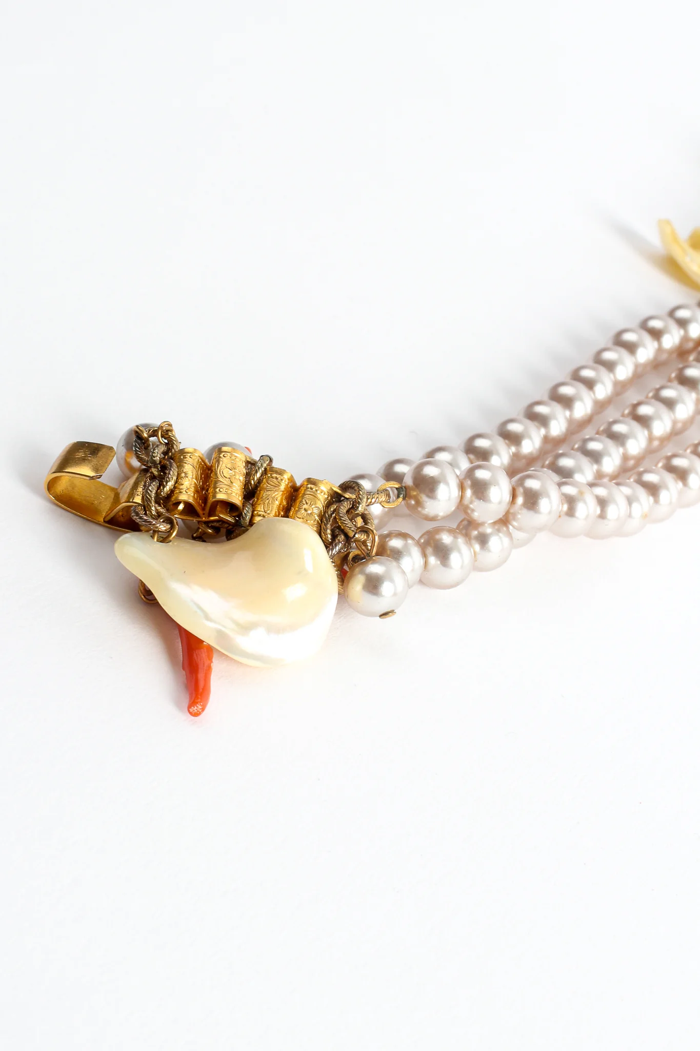 Seashore Pearl Chain Charm Belt - Image 9