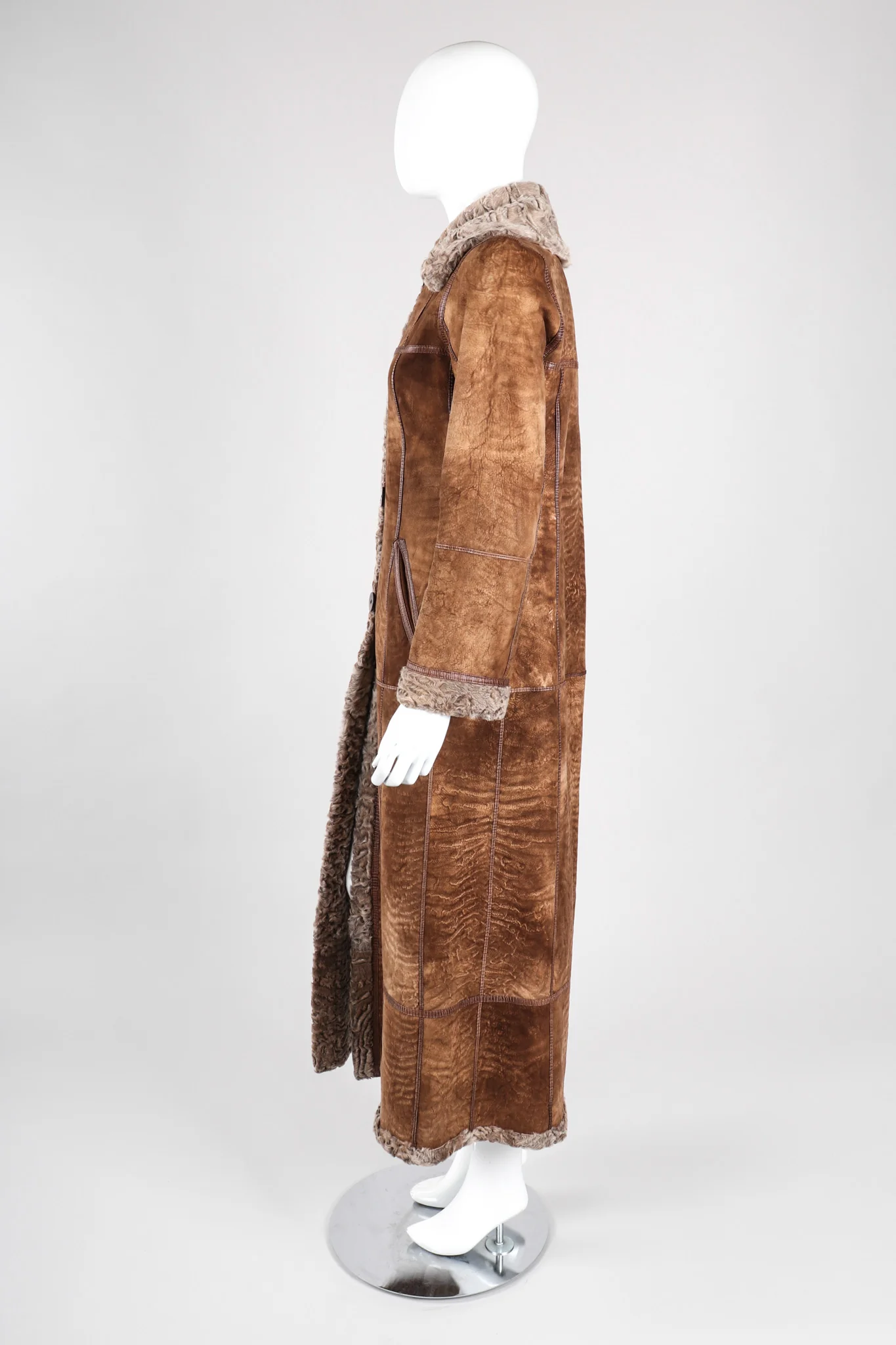 Reversible Shearling Lamb Coat - Image 12