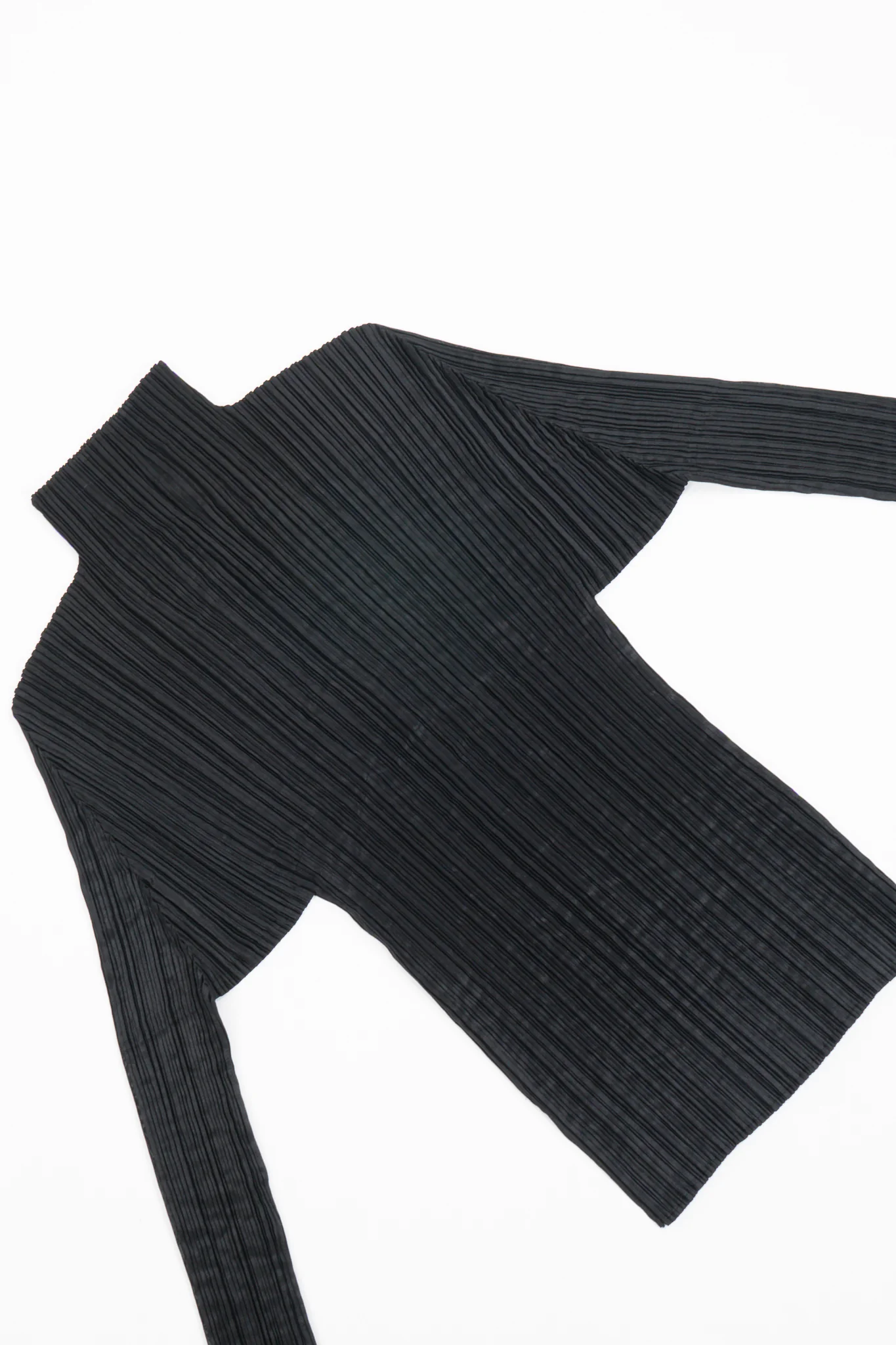 Sheer Pleated Mockneck Top - Image 10