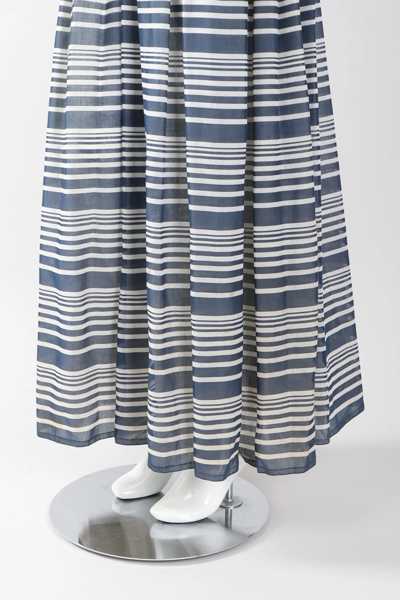 Striped Balloon Sleeve Dress - Image 13