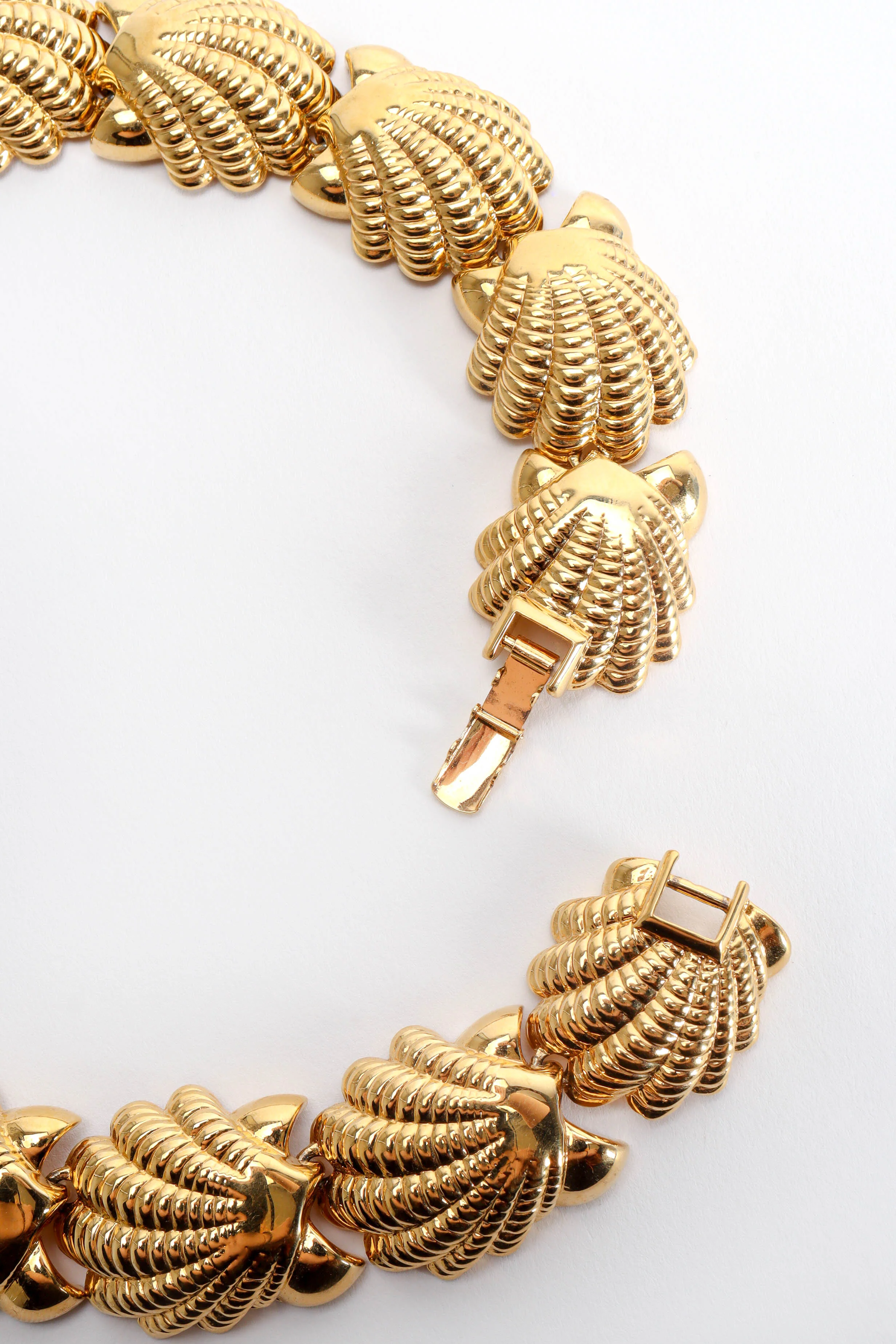 Shell Collar Choker Necklace - Image 7