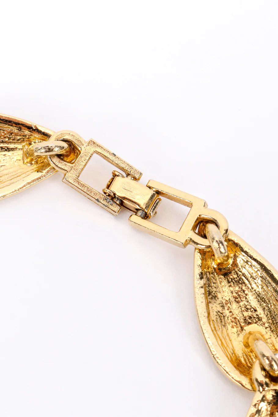 Shell Collar Necklace - Image 6