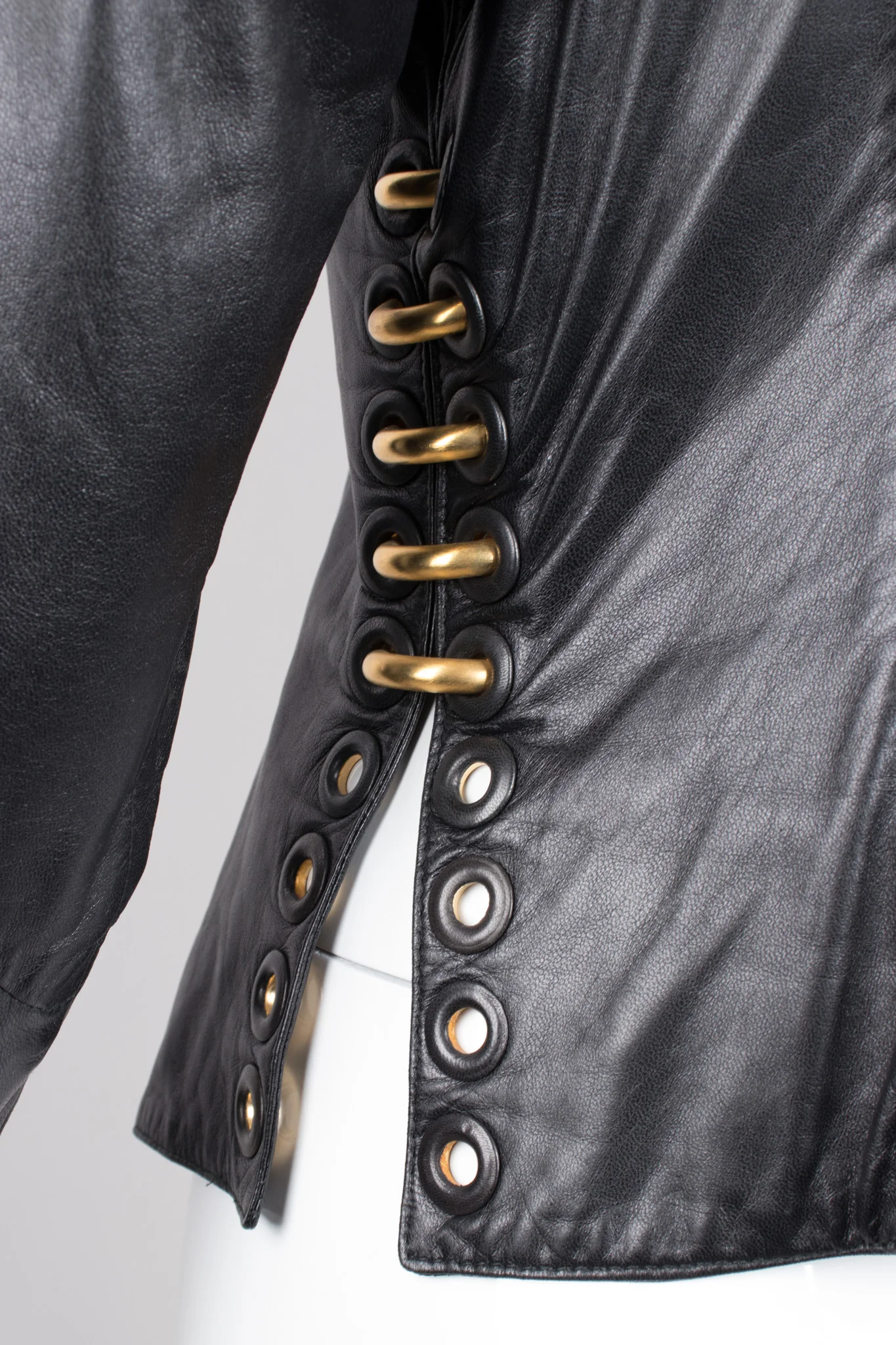 Shell Embellished Leather Jacket - Image 9