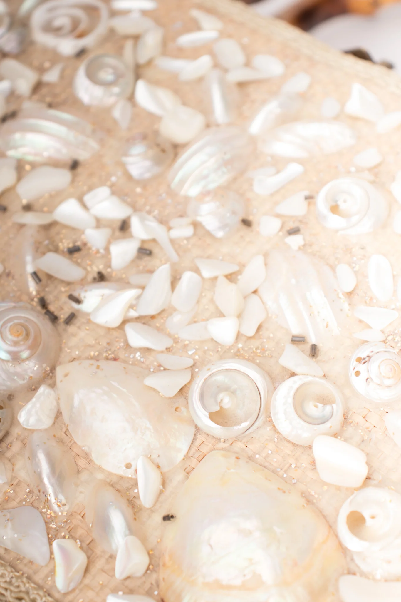 Shell Straw Box Bag - Image 15