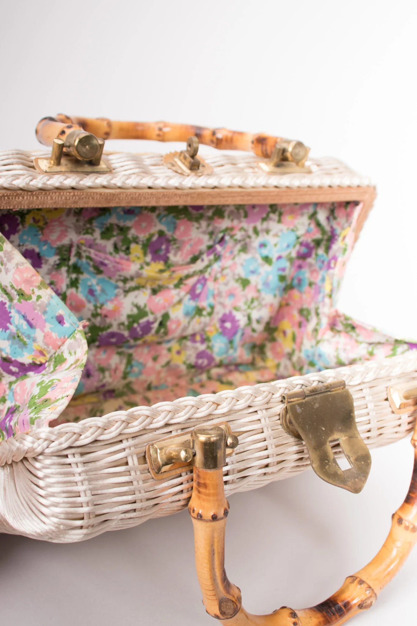 Shell Straw Box Bag - Image 20