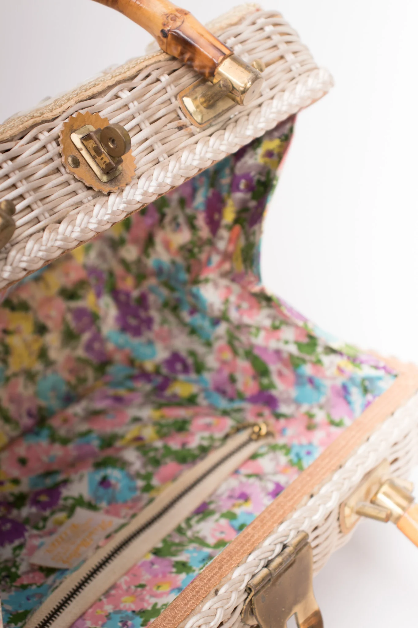 Shell Straw Box Bag - Image 21