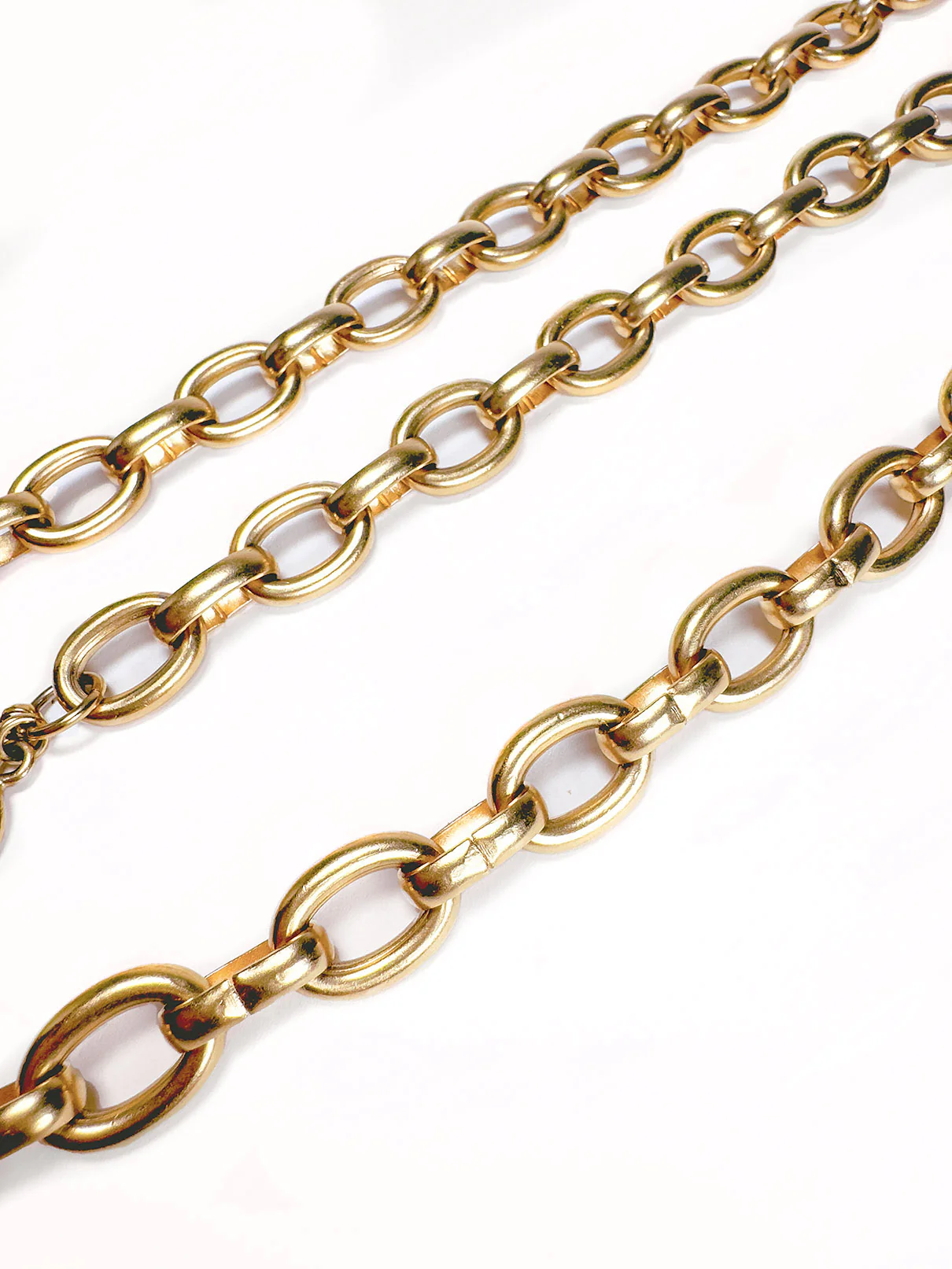 Shield Charm Chain Belt - Image 2