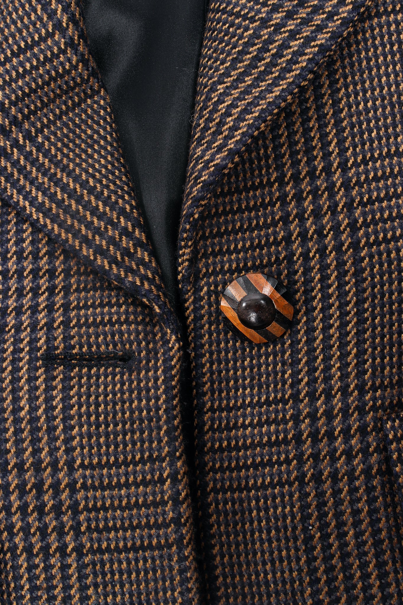 Shrunken Tweed Jacket - Image 6