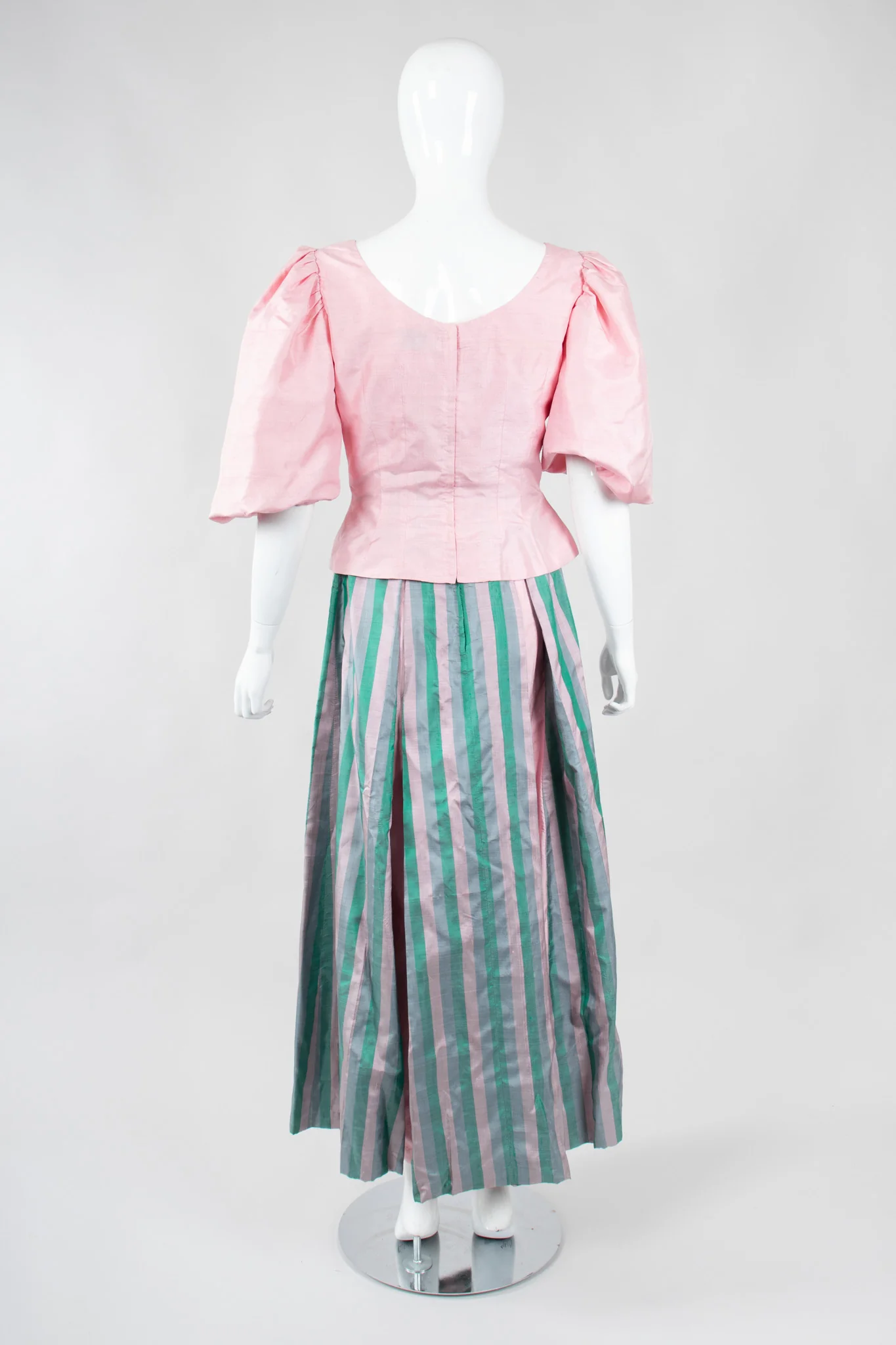 Silk Balloon Sleeve Top & Ball Skirt Set - Image 6