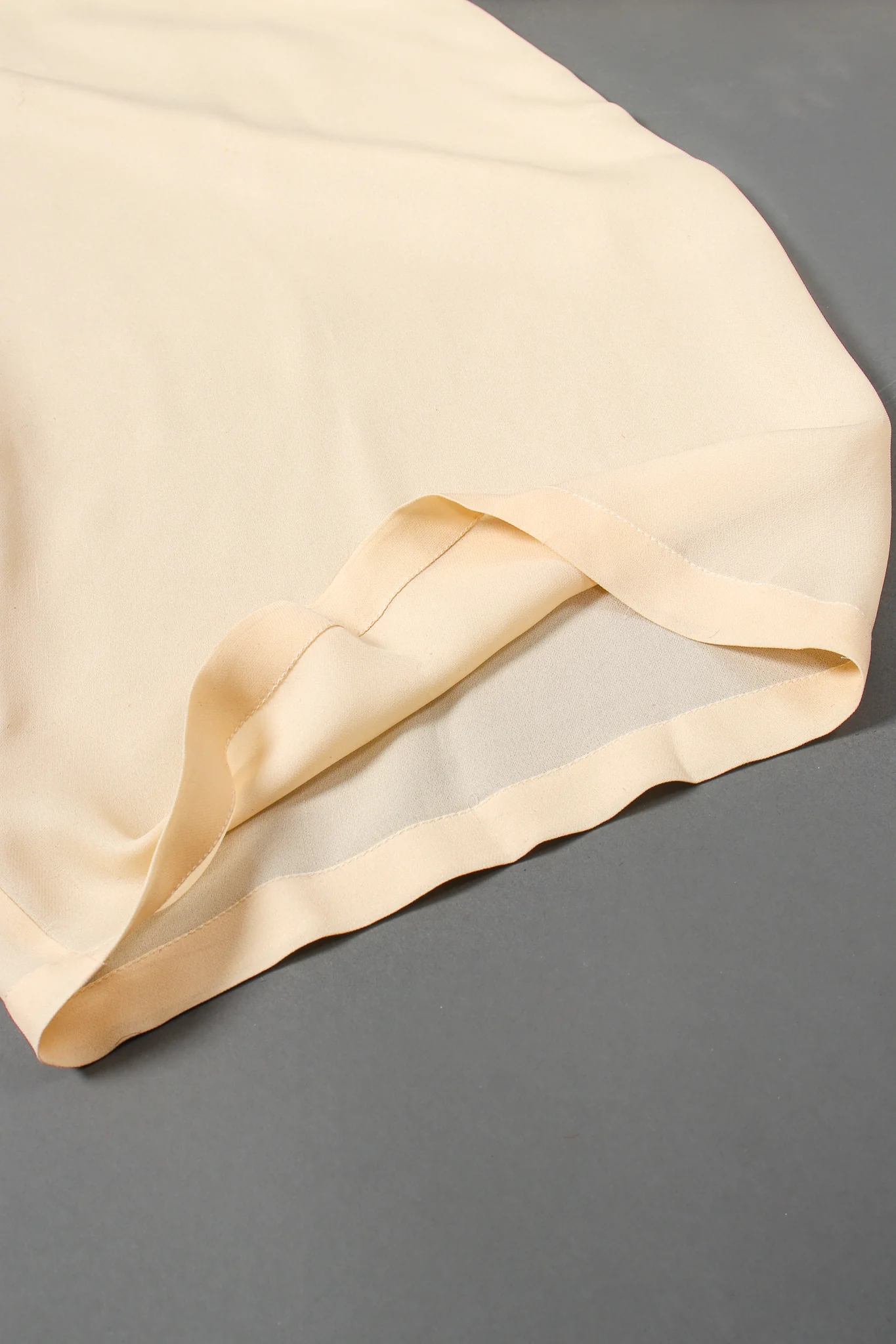 Silk Jacket & Chiffon Pant Suit Set - Image 18