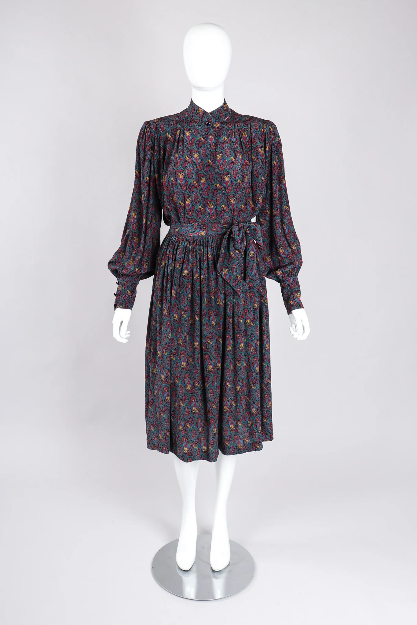 Silk Paisley Print Blouse & Skirt Set - Image 8