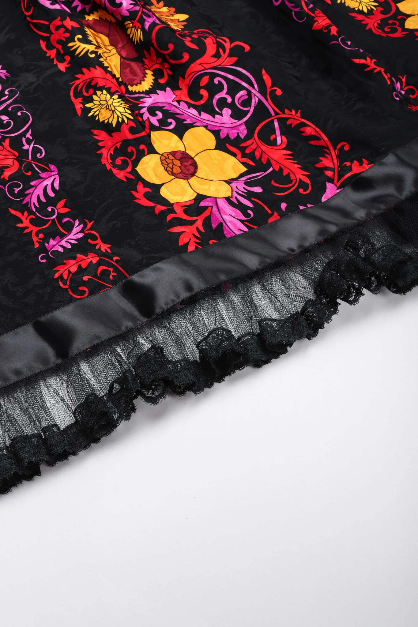Silk Ruffle Hem Skirt - Image 10