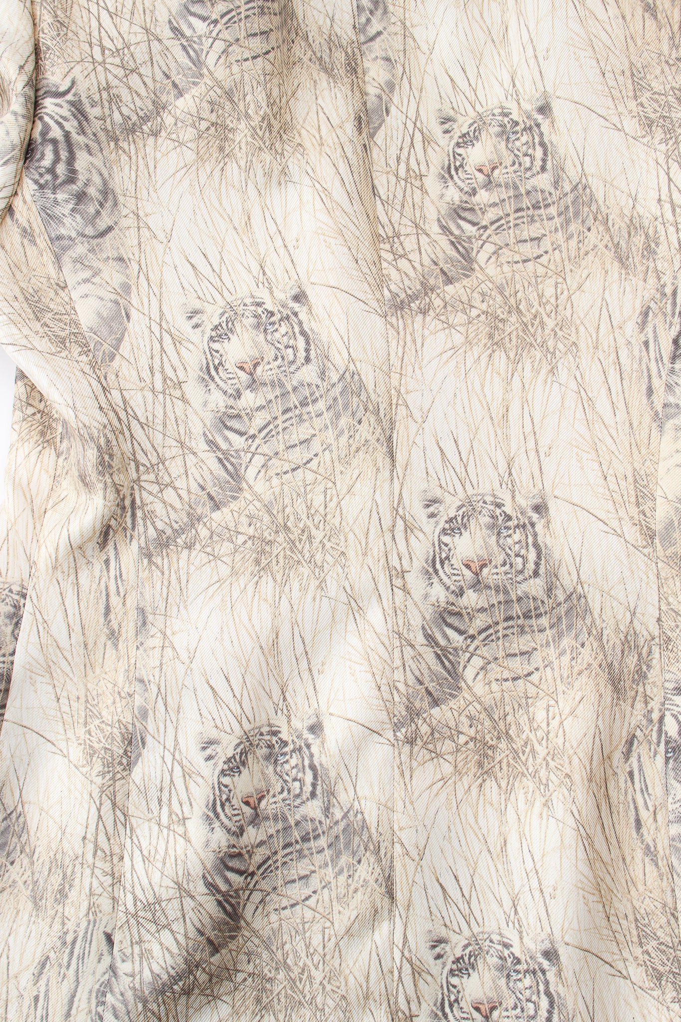 Silk Snow Tiger Jacket - Image 9