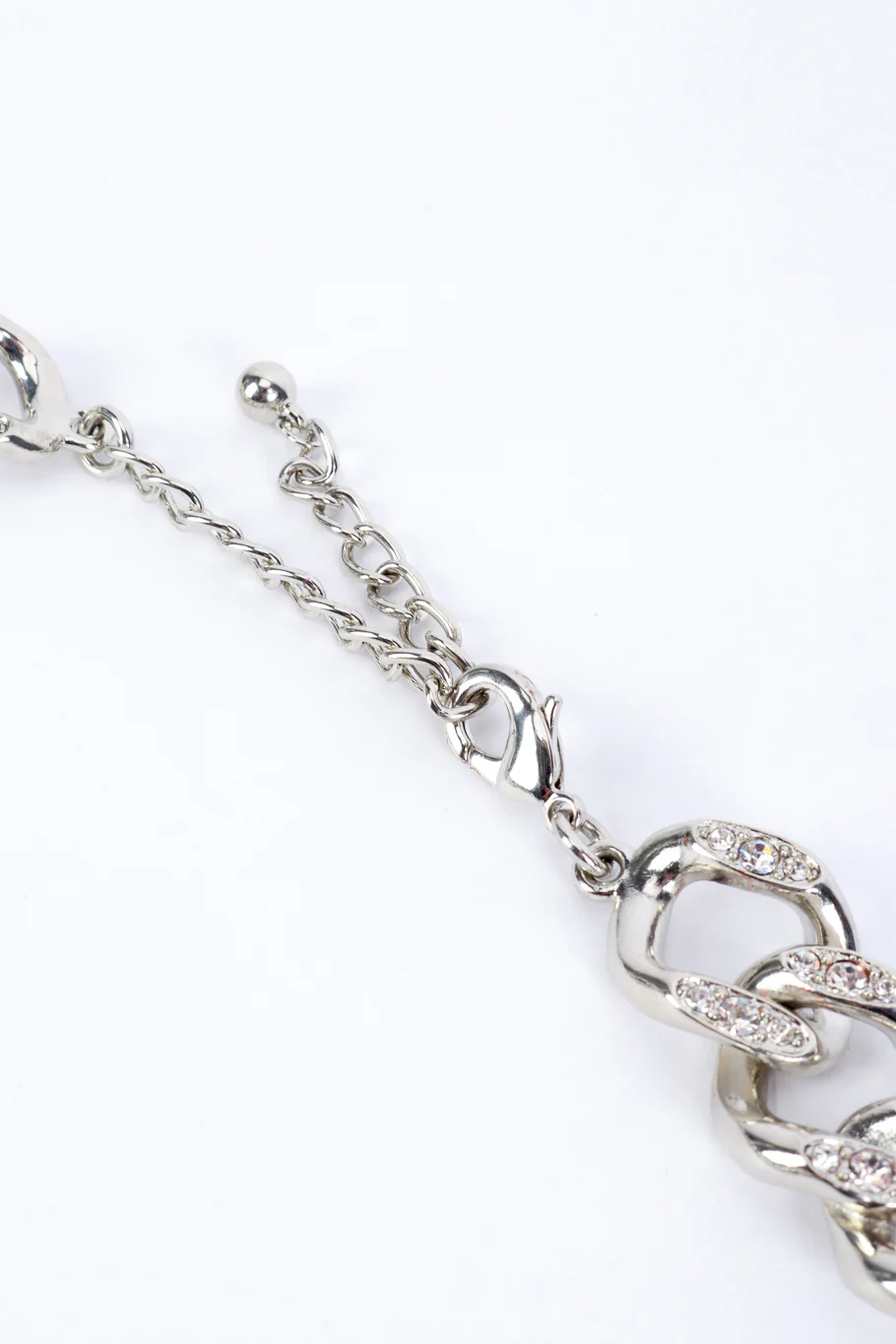 Silver Rhinestone Curb Chain Necklace - Image 4