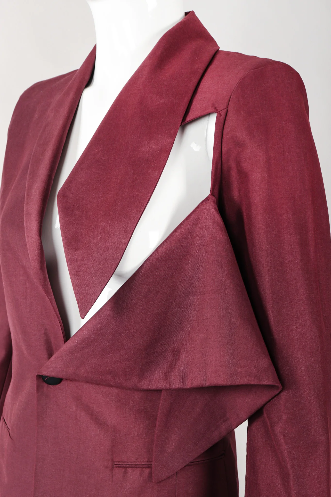 Slashed Cutout Tie Jacket - Image 11