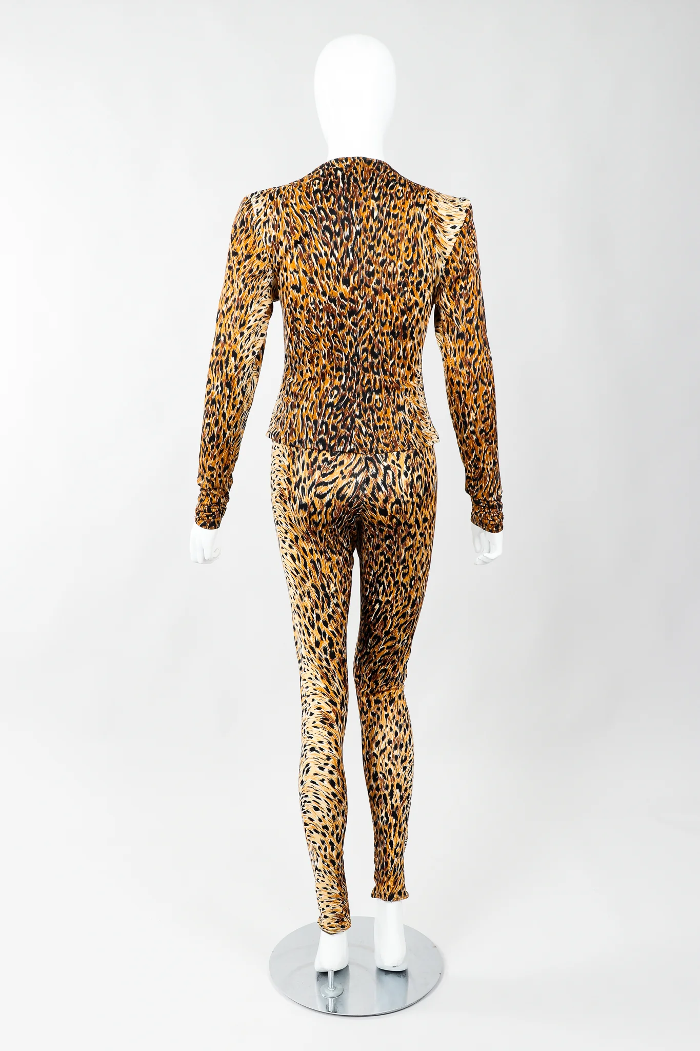 Slinky Animal Print Leisure Set - Image 4