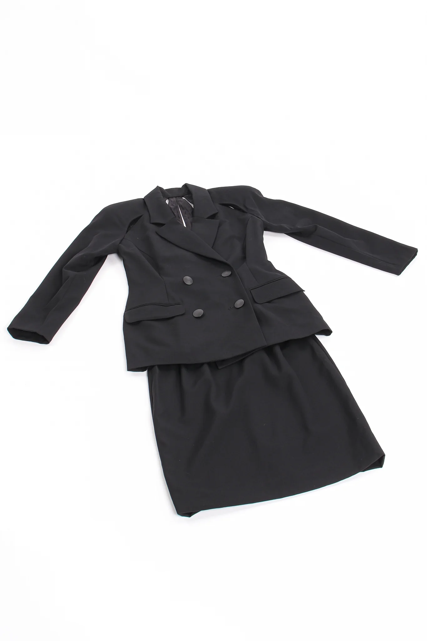 Slit Yoke Jacket & Skirt Suit - Image 11