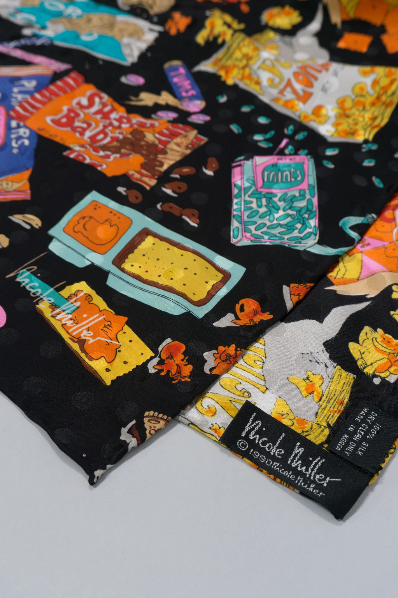 Snack Attack Scarf - Image 6