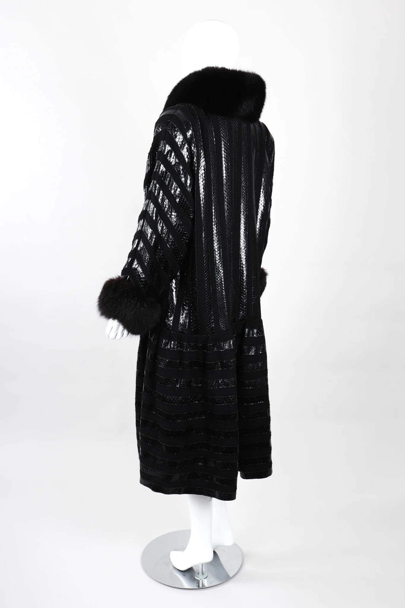 Snakeskin Knit Fur Coat - Image 4