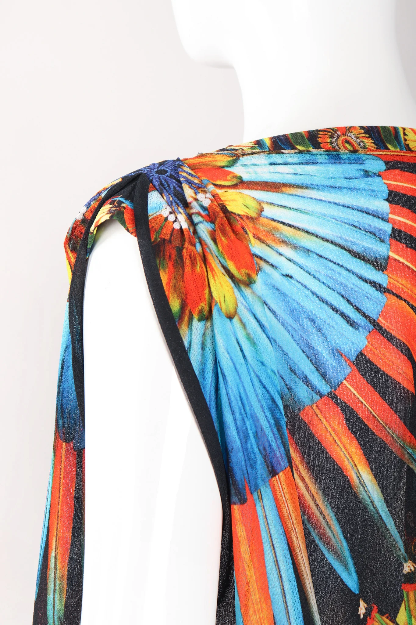Soleil Asymmetrical Batwing Top - Image 12