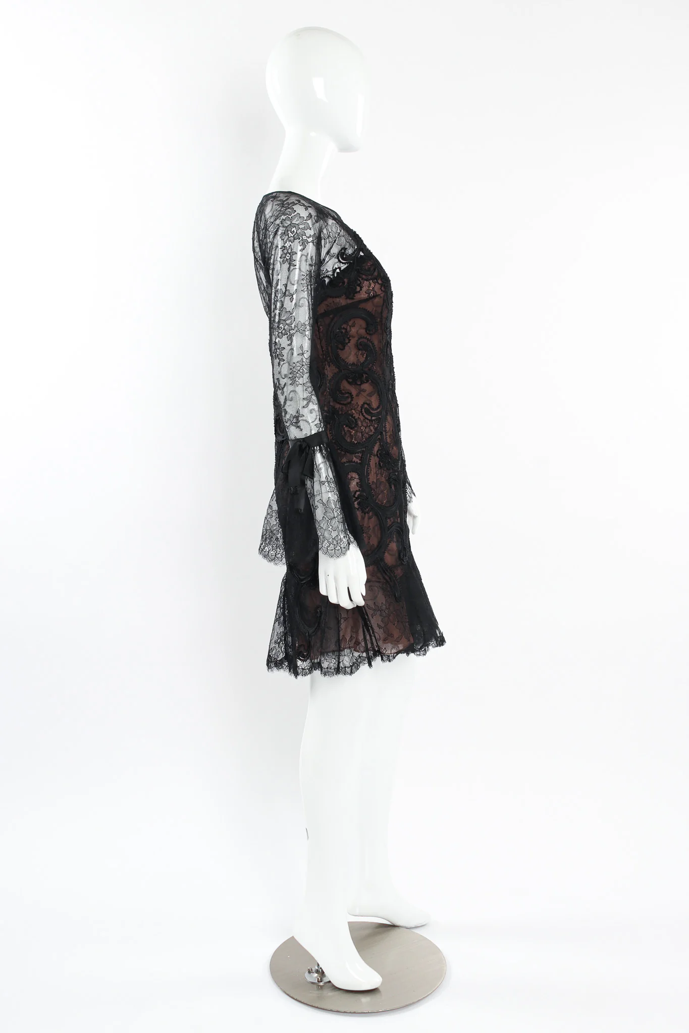 Soutache Chantilly Lace Ruffle Dress - Image 3