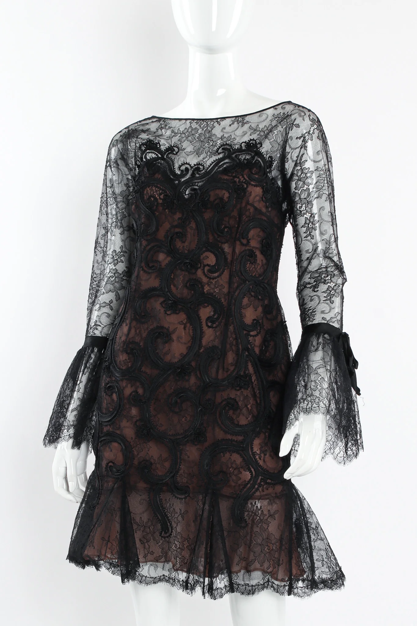 Soutache Chantilly Lace Ruffle Dress - Image 4