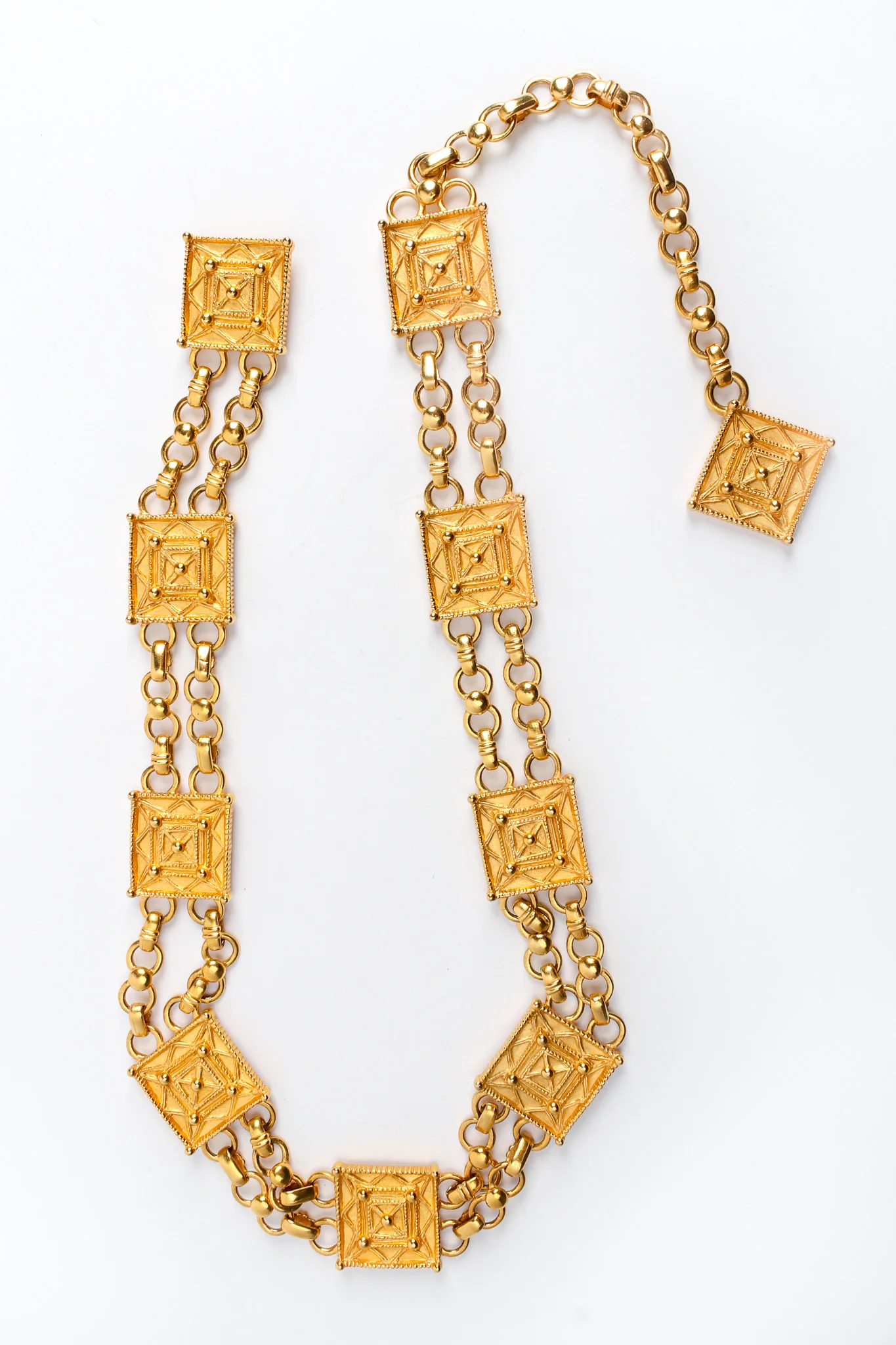 Square Emblem Chain Link Belt - Image 5